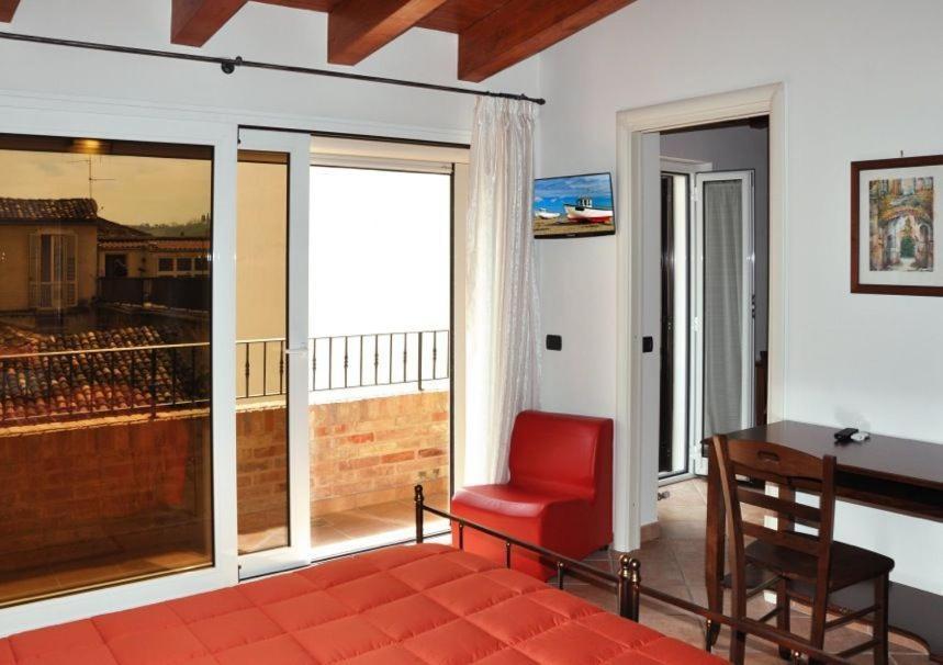 Antica Interamnia Bed & Breakfast Teramo Oda fotoğraf